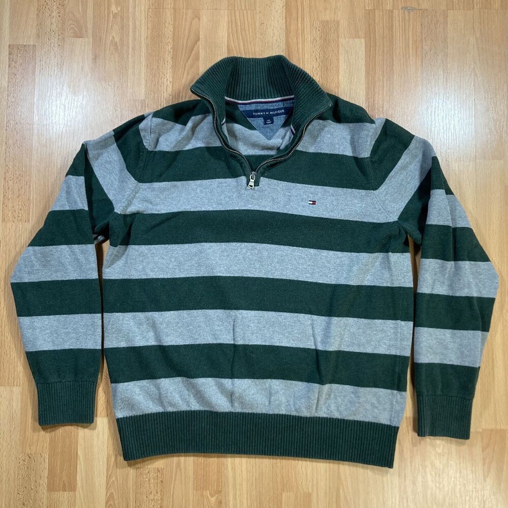 Tommy Hilfiger Turtleneck Sweater (Men’s size L) • ¼  Zipper • Green/Gray • EUC